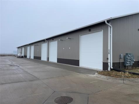 128 Greenfield Drive Tiffin IA 52340