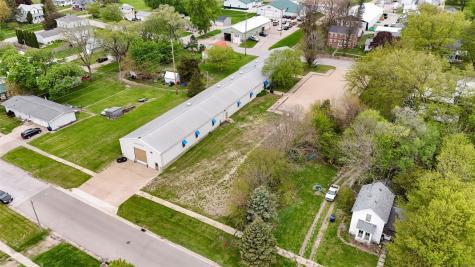 401 W 9th Street Tipton IA 52772