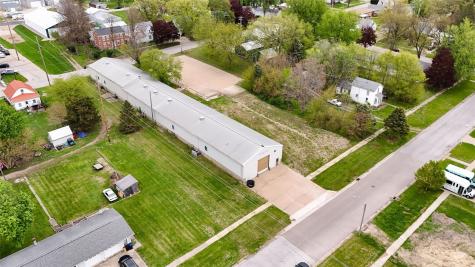 401 W 9th Street Tipton IA 52772