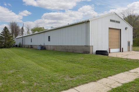 401 W 9th Street Tipton IA 52772