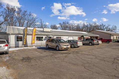 1054 W Madison Street Washington IA 52353