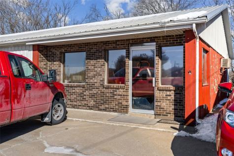 1054 W Madison Street Washington IA 52353