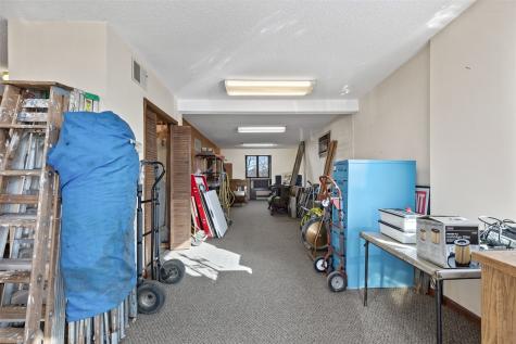 1054 W Madison Street Washington IA 52353