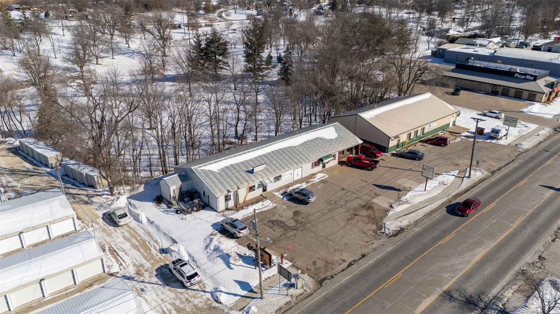 1054 W Madison Street Washington IA 52353