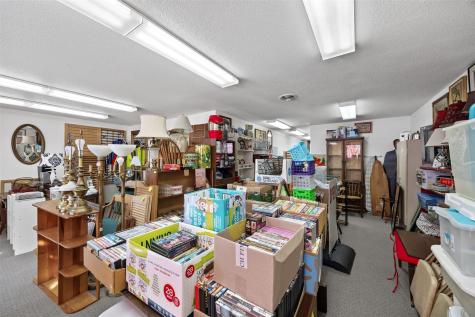 1054 W Madison Street Washington IA 52353