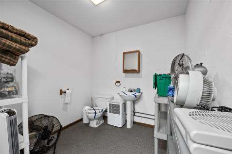1054 W Madison Street Washington IA 52353