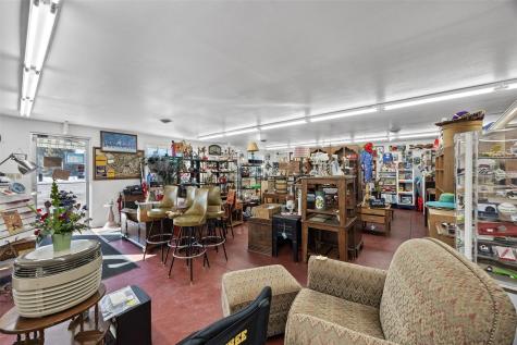 1054 W Madison Street Washington IA 52353