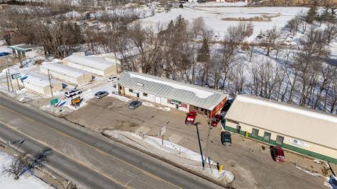 1054 W Madison Street Washington IA 52353