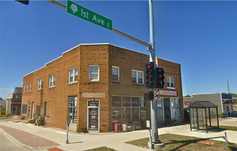 2900/2912 1st Avenue NE Cedar Rapids IA 52402