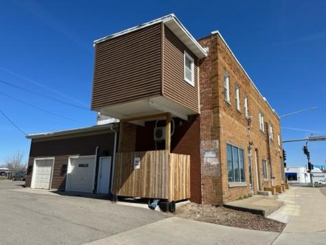 2900/2912 1st Avenue NE Cedar Rapids IA 52402