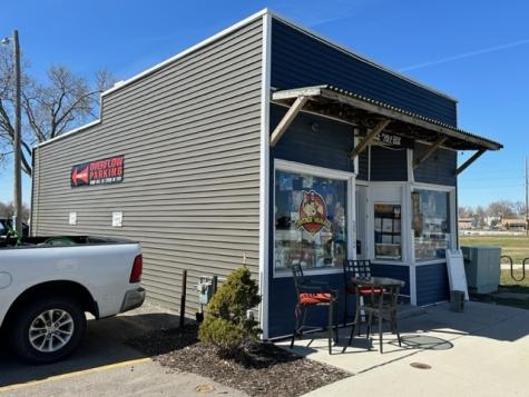 2900/2912 1st Avenue NE Cedar Rapids IA 52402