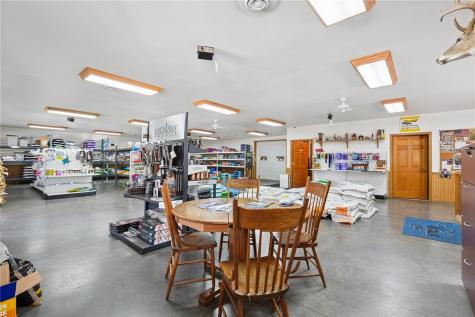 310-330 S Dubuque Street Solon IA 52333