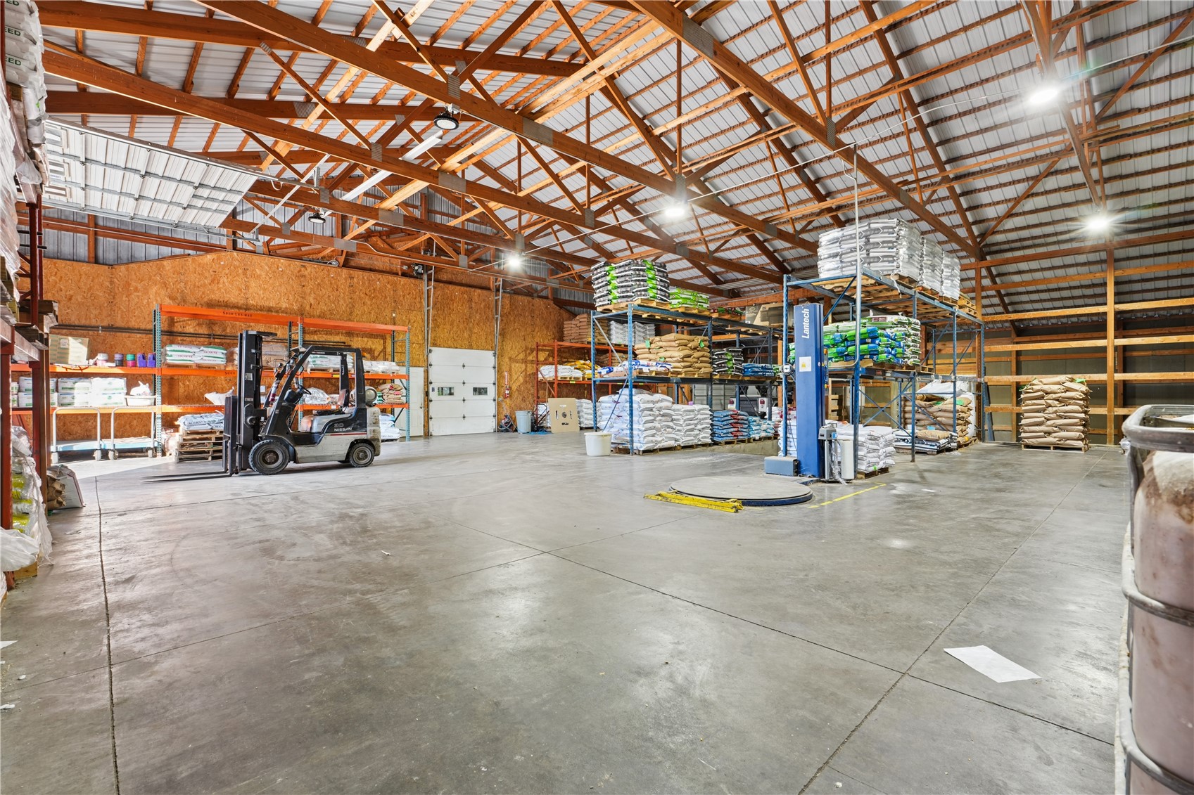 310-330 S Dubuque Street Solon IA 52333