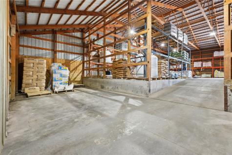 310-330 S Dubuque Street Solon IA 52333