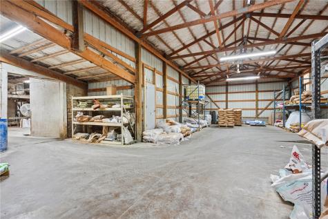310-330 S Dubuque Street Solon IA 52333
