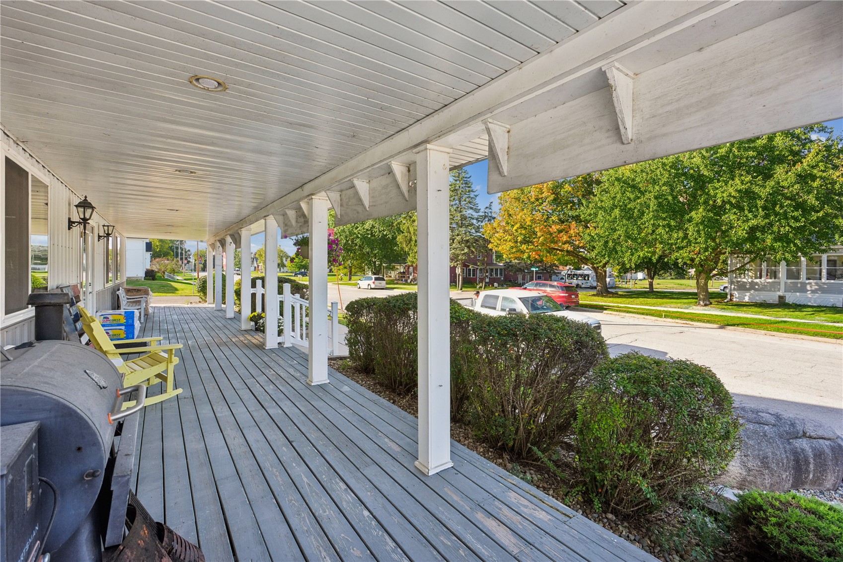 310-330 S Dubuque Street Solon IA 52333