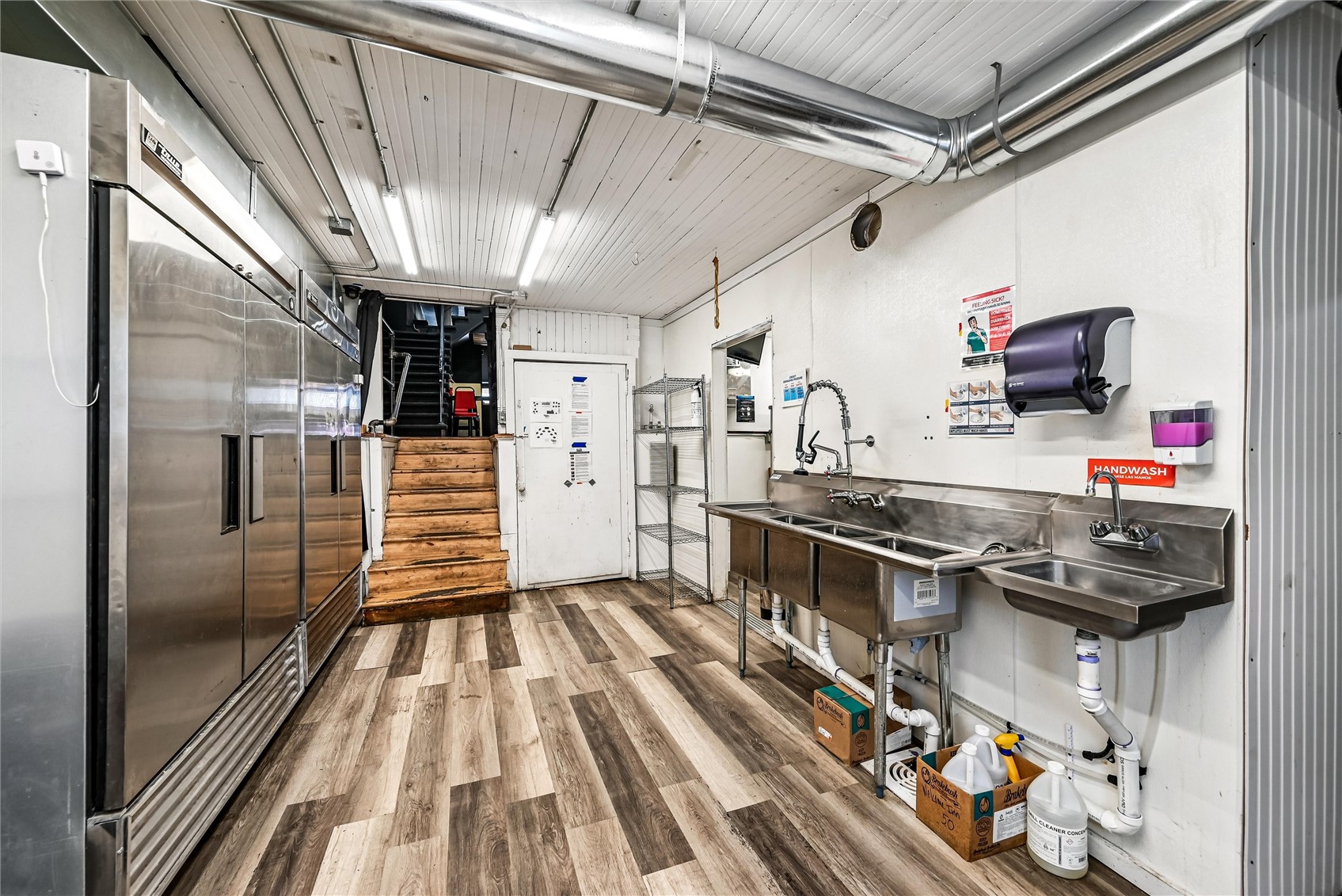 805 12 Street Belle Plaine IA 52208