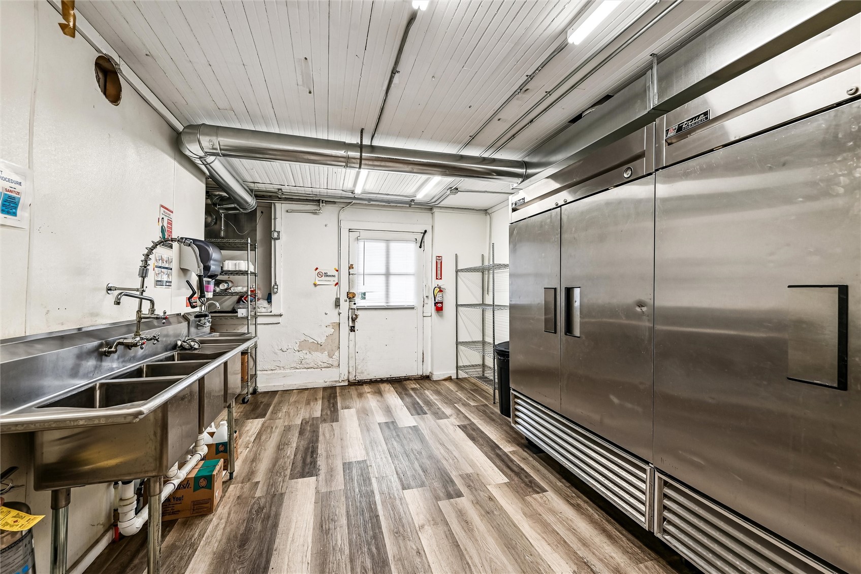 805 12 Street Belle Plaine IA 52208