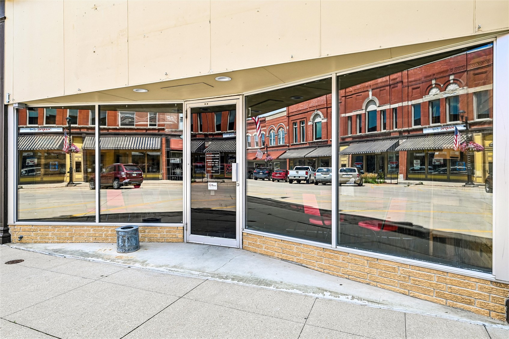805 12 Street Belle Plaine IA 52208