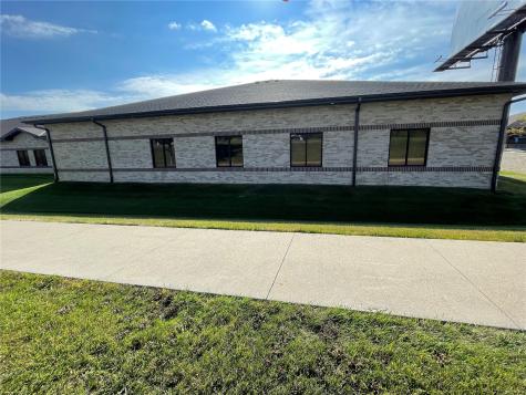 3165/3205 Williams Boulevard SW Cedar Rapids IA 52404