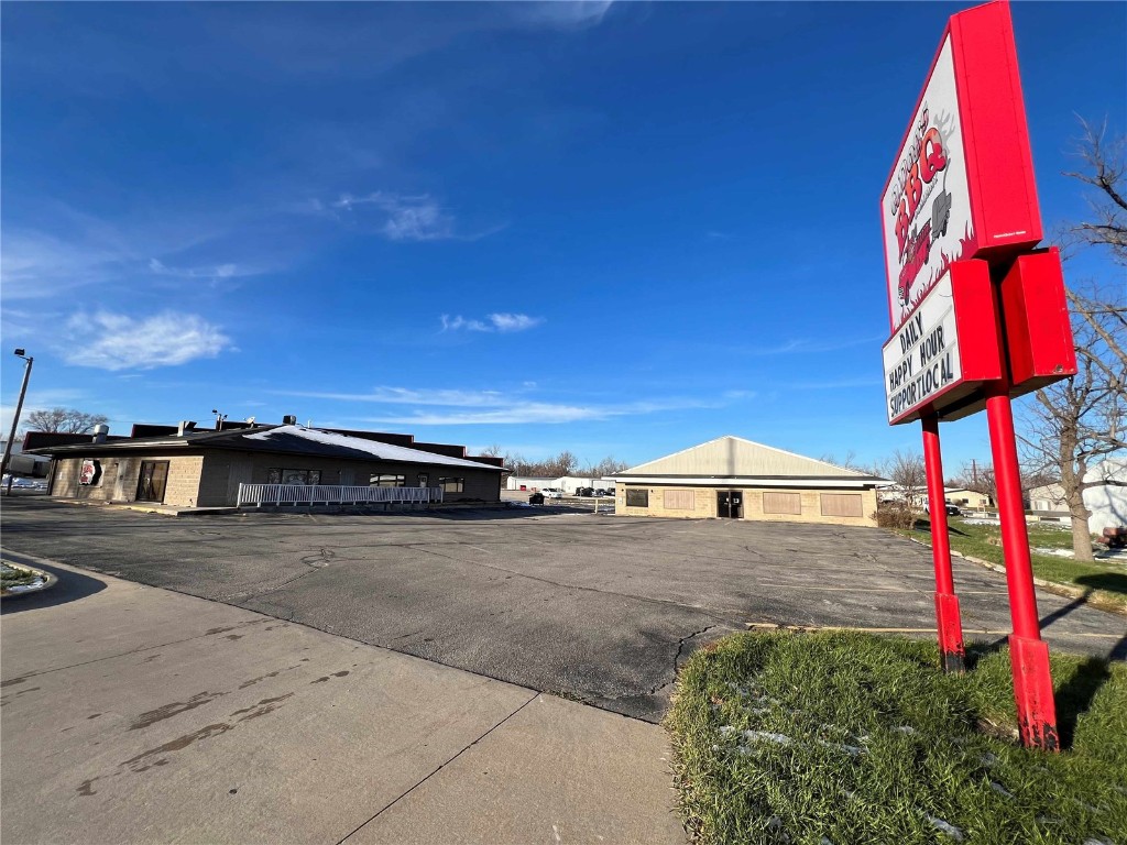 895 Blairs Ferry Road Marion IA 52302