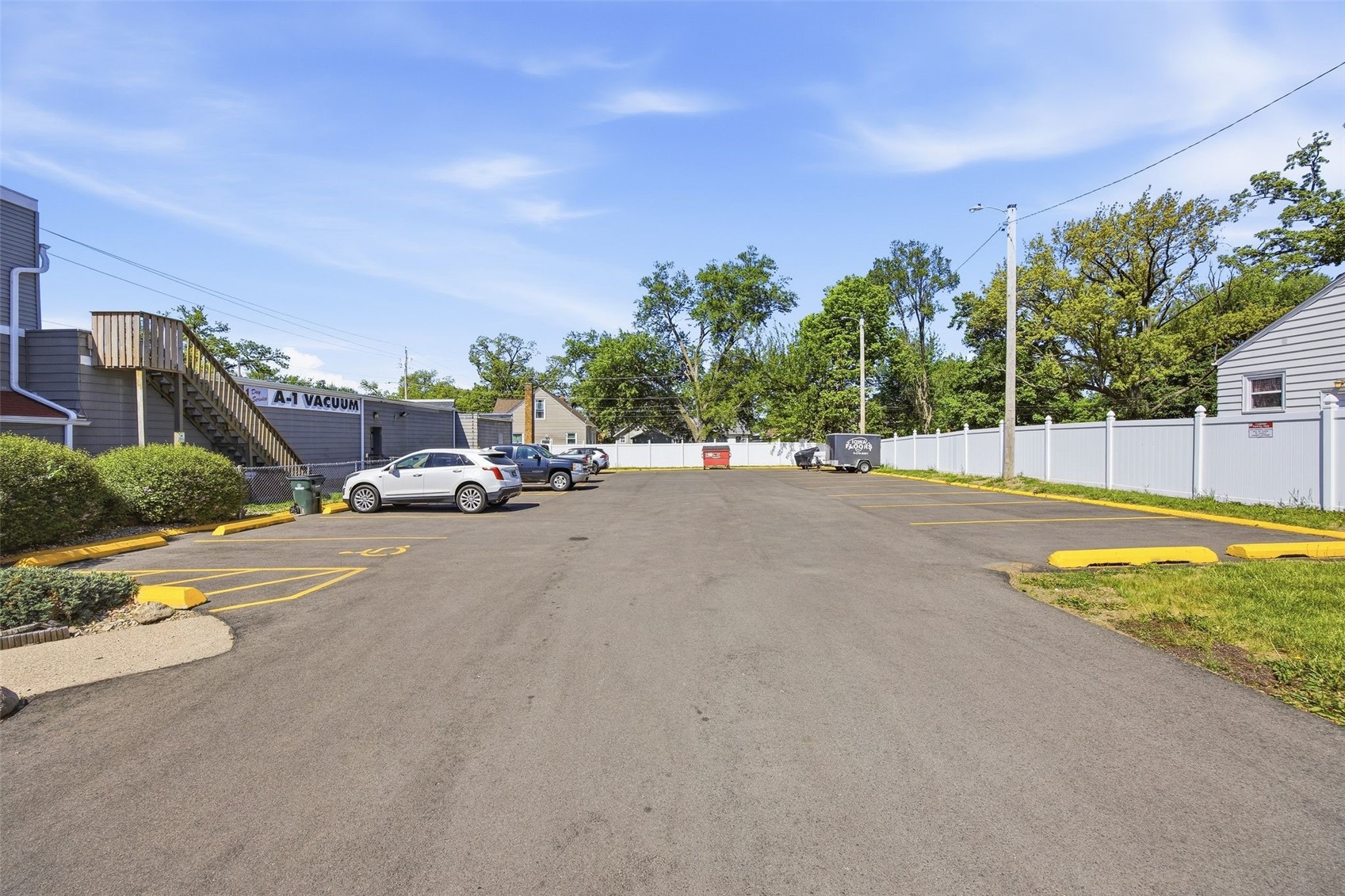 901 Oakland Road NE Cedar Rapids IA 52402