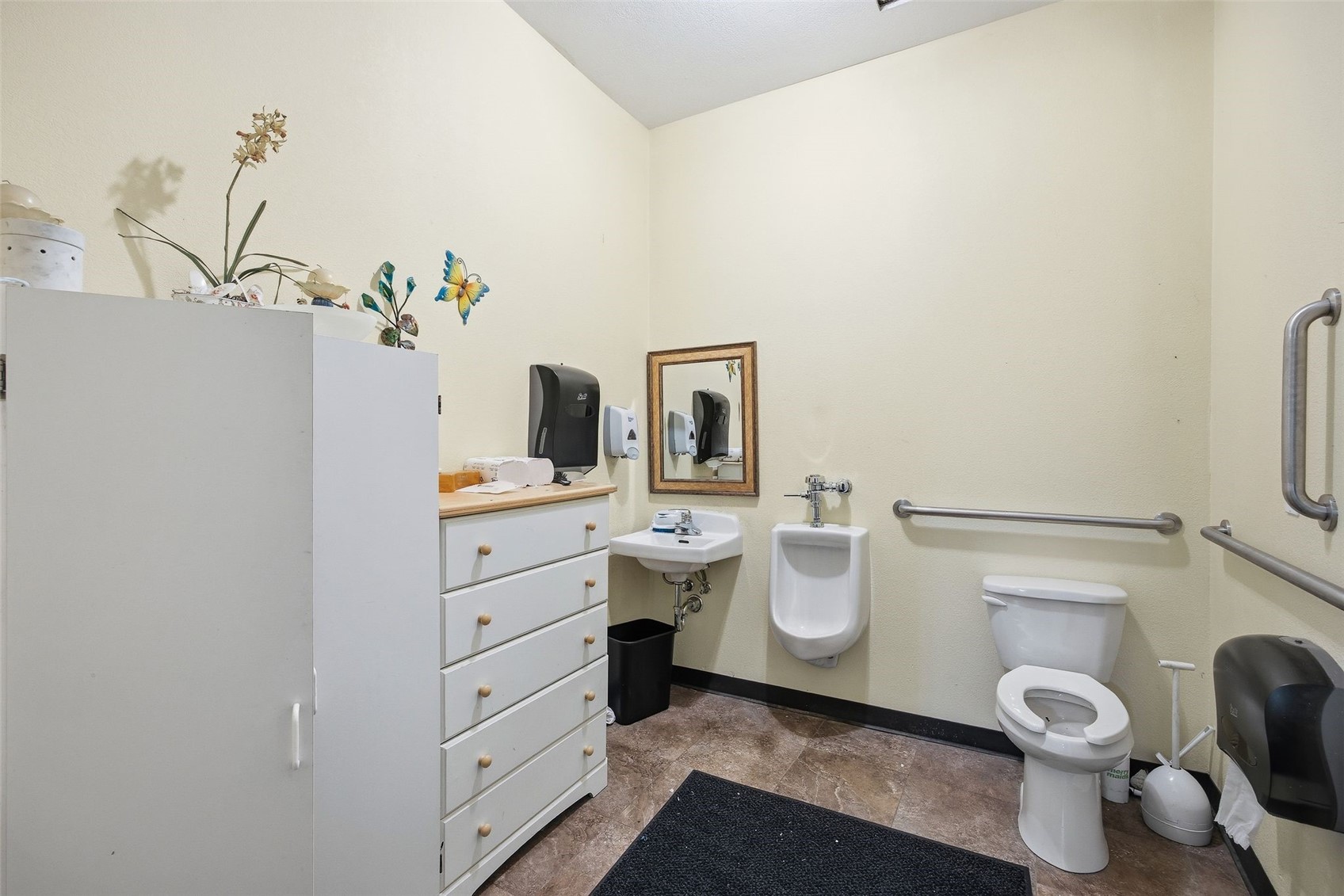 901 Oakland Road NE Cedar Rapids IA 52402
