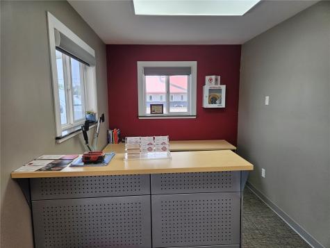 4627 J Street SW Cedar Rapids IA 52404