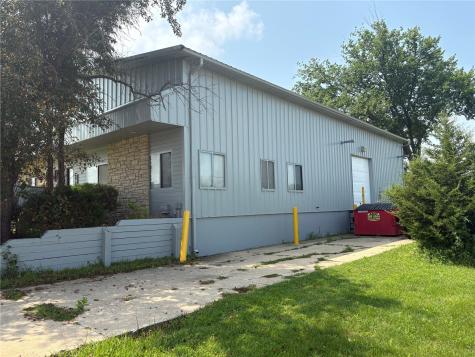 1910 St Andrews Court NE Cedar Rapids IA 52402