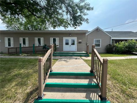 3336 Prairie Drive Cedar Rapids IA 52402