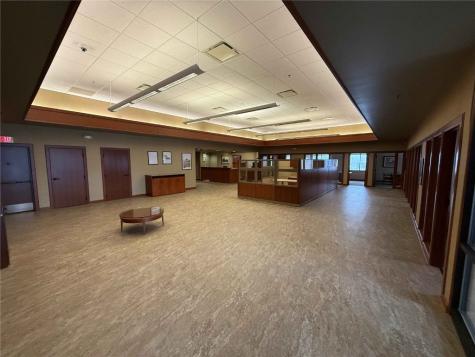 640 Highway 1 W Iowa City IA 52246