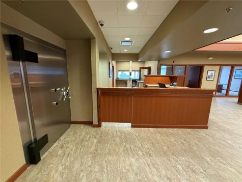 640 Highway 1 W Iowa City IA 52246