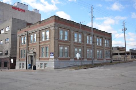 526 2nd Avenue SE Cedar Rapids IA 52401