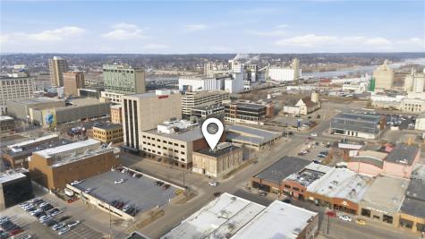 526 2nd Avenue SE Cedar Rapids IA 52401