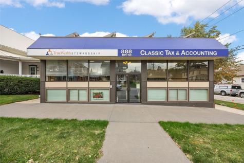 888 10th Street Marion IA 52302