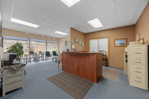888 10th Street Marion IA 52302
