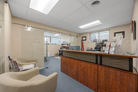 888 10th Street Marion IA 52302