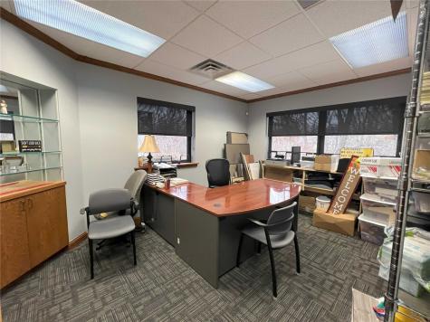 4201 Glass Road NE Cedar Rapids IA 52402