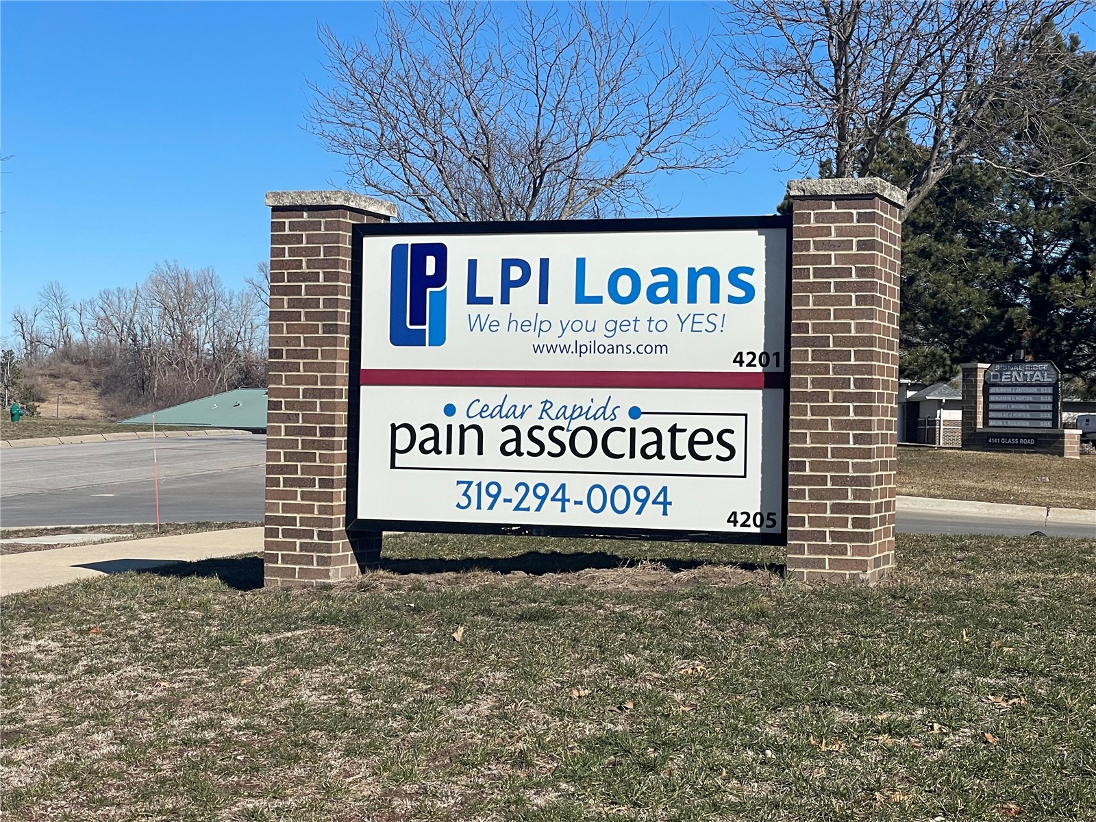 4201 Glass Road NE Cedar Rapids IA 52402