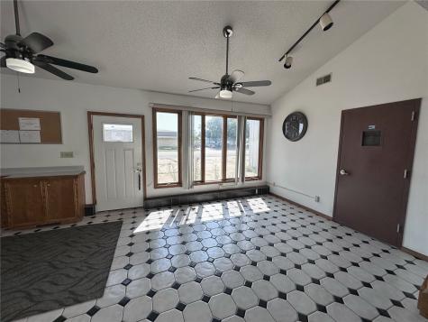 5104 J Street SW Cedar Rapids IA 52404