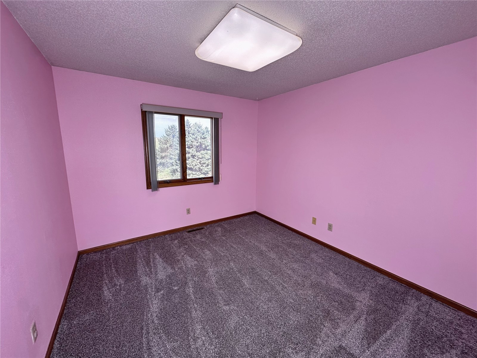 5104 J Street SW Cedar Rapids IA 52404
