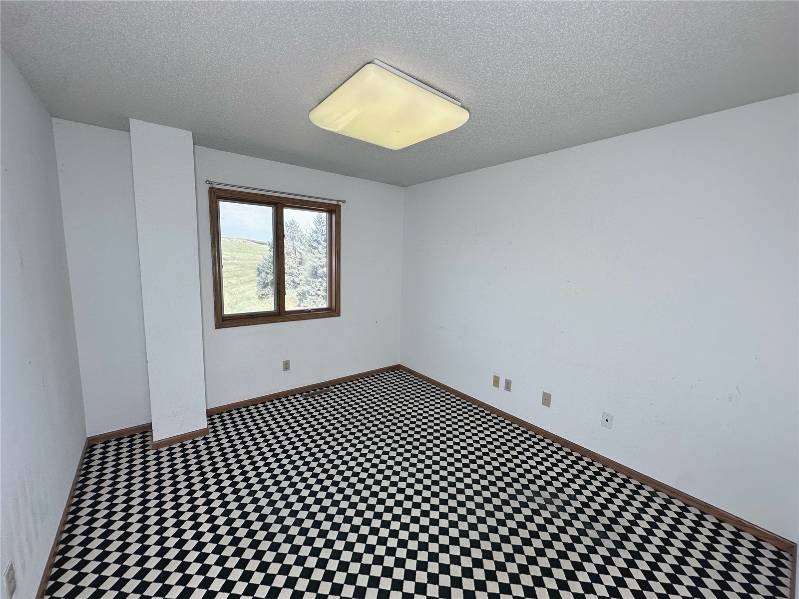 5104 J Street SW Cedar Rapids IA 52404