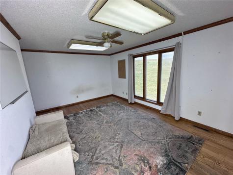 5104 J Street SW Cedar Rapids IA 52404