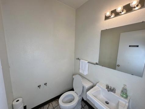 5104 J Street SW Cedar Rapids IA 52404