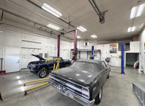 5104 J Street SW Cedar Rapids IA 52404