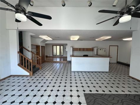 5104 J Street SW Cedar Rapids IA 52404