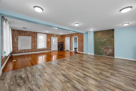 871 10th Street Marion IA 52302