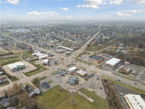 3326 Johnson Avenue NW Cedar Rapids IA 52405
