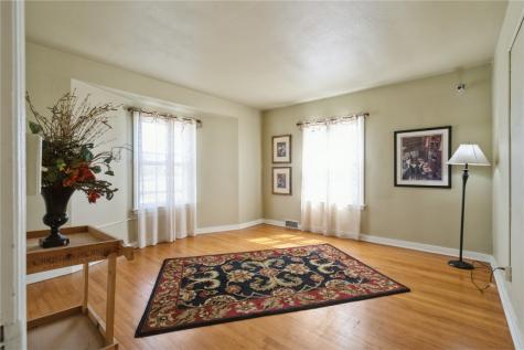 3412 1st Avenue NE Cedar Rapids IA 52402