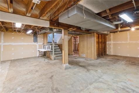 3412 1st Avenue NE Cedar Rapids IA 52402